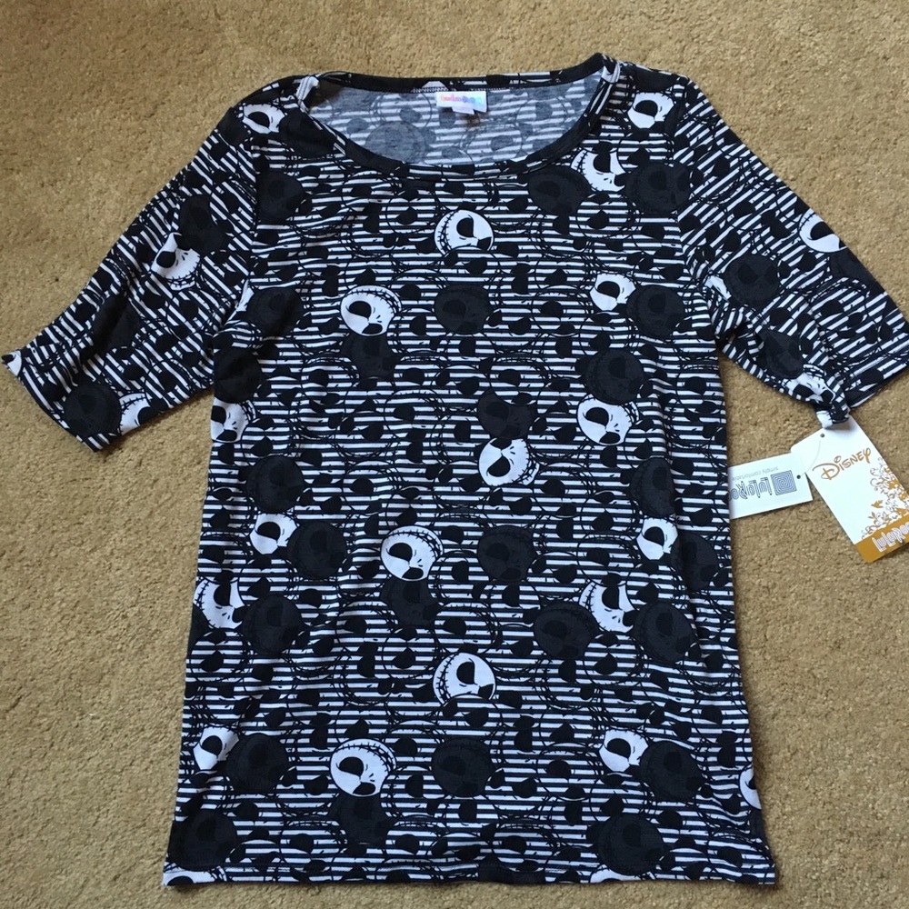 FINAL Lularoe Skellington shirt